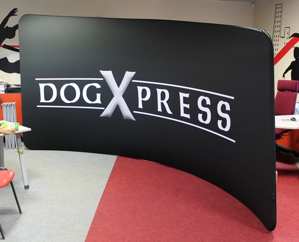 Taustasein DogXpress SWP23 Taustasein DogXpress SWP23