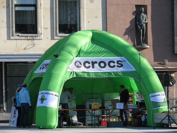 Crocsi reklaamtelk 6x6m Crocsi reklaamtelk 6x6m
