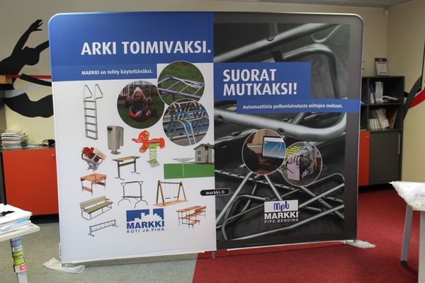 Esitlussein Markki Esitlussein Markki