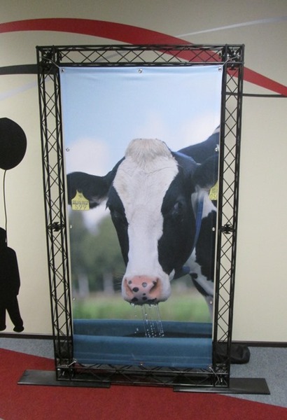 Reklaamsein 1,1 x 2m Reklaamsein 1,1 x 2m