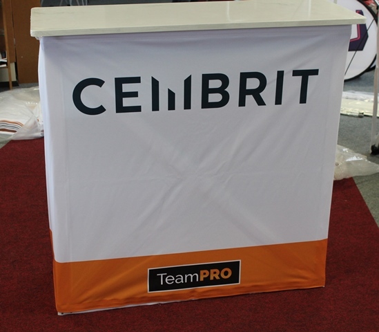 Pöytä Cembrit Pöytä Cembrit