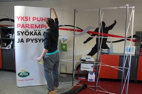 Pop up seina paigaldamine Pop up seina paigaldamine