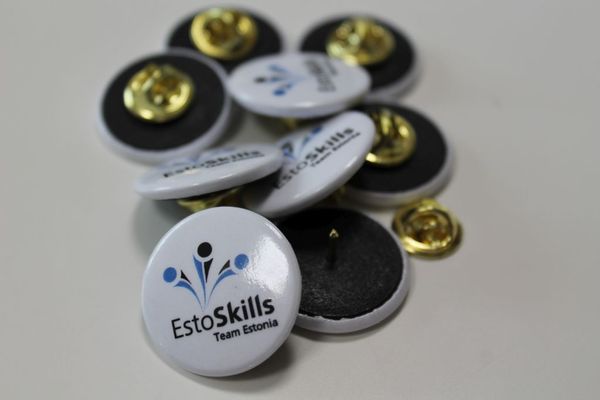 Rinnamärgid Estoskills Rinnamärgid Estoskills